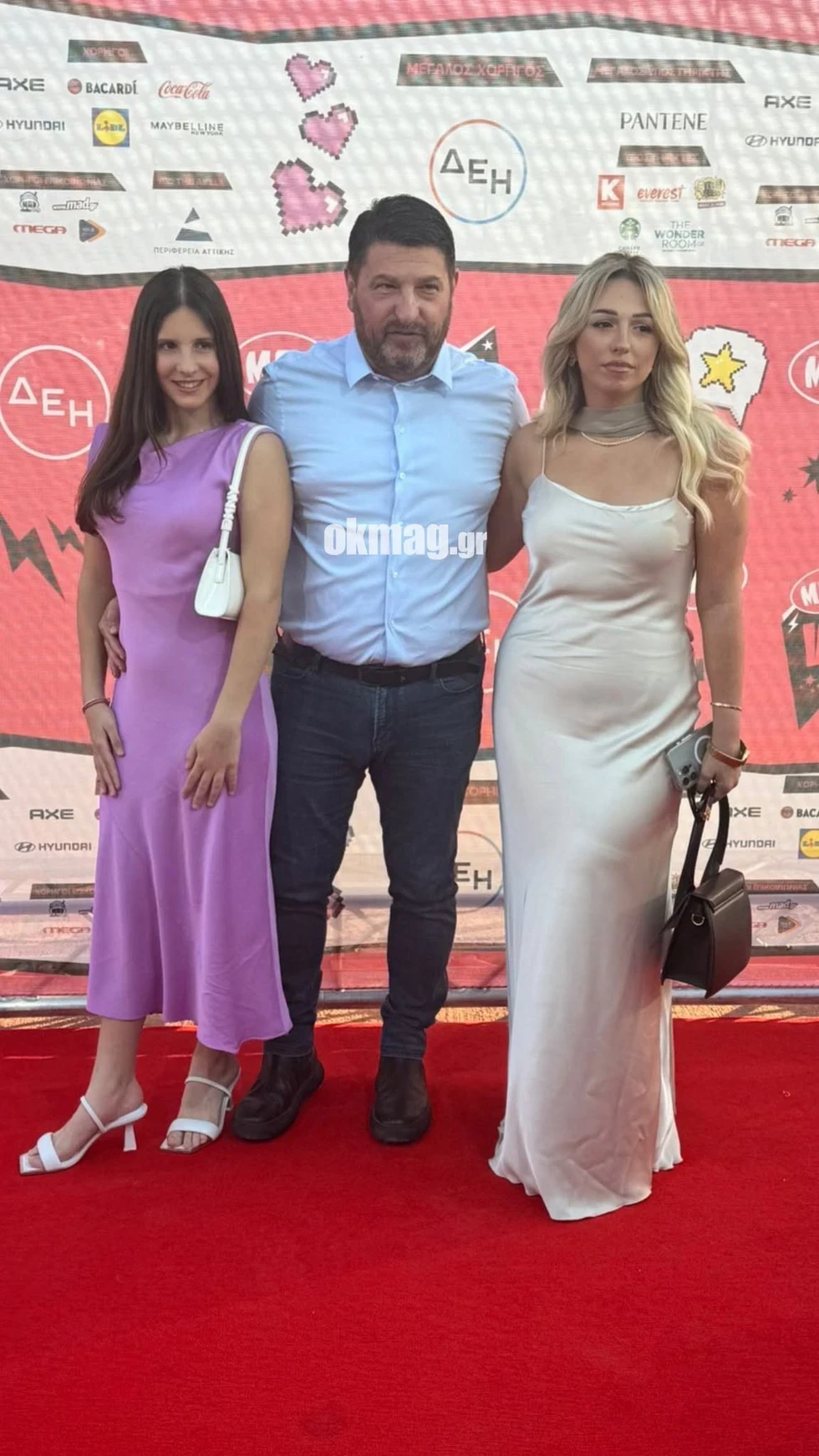 <b>Ο Νίκος Χαρδαλιάς και οι κόρες του&nbsp;</b>