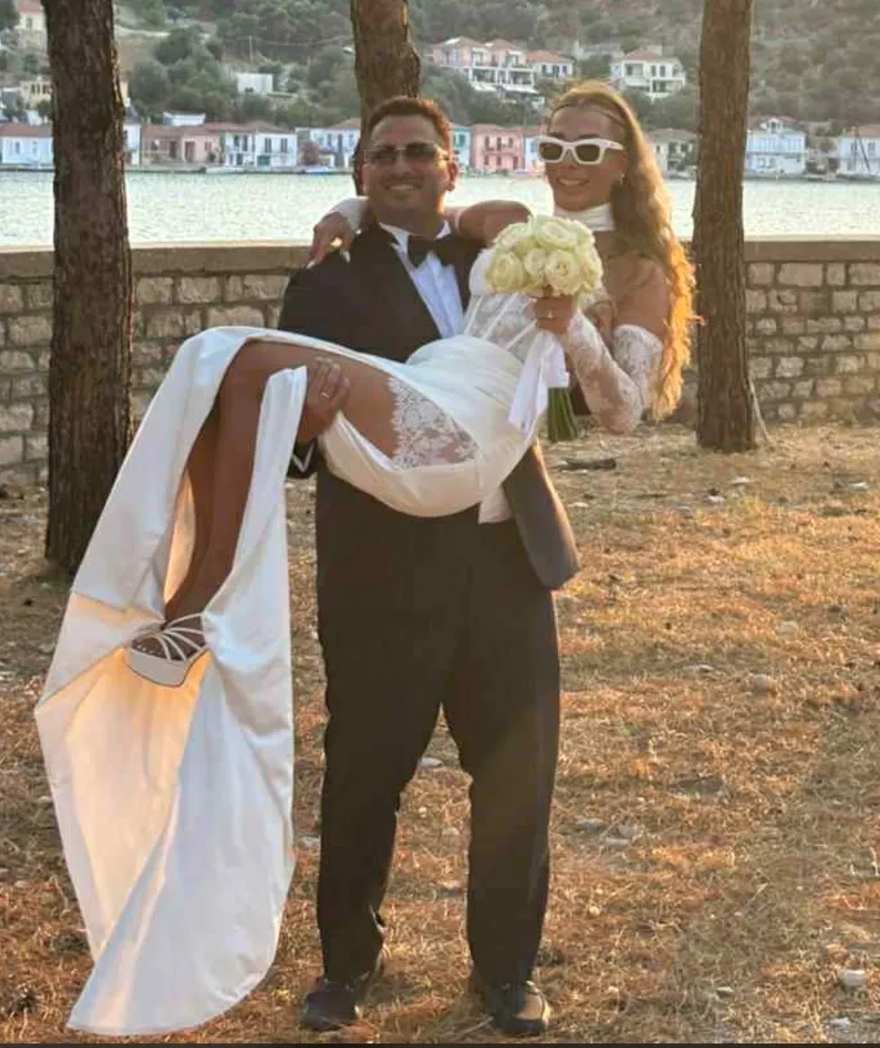 spiros-alexakis-elena-vrousgou-gamos-ithaki-gerekou-papadopoulos-mithikos-gamos3.webp?v=0