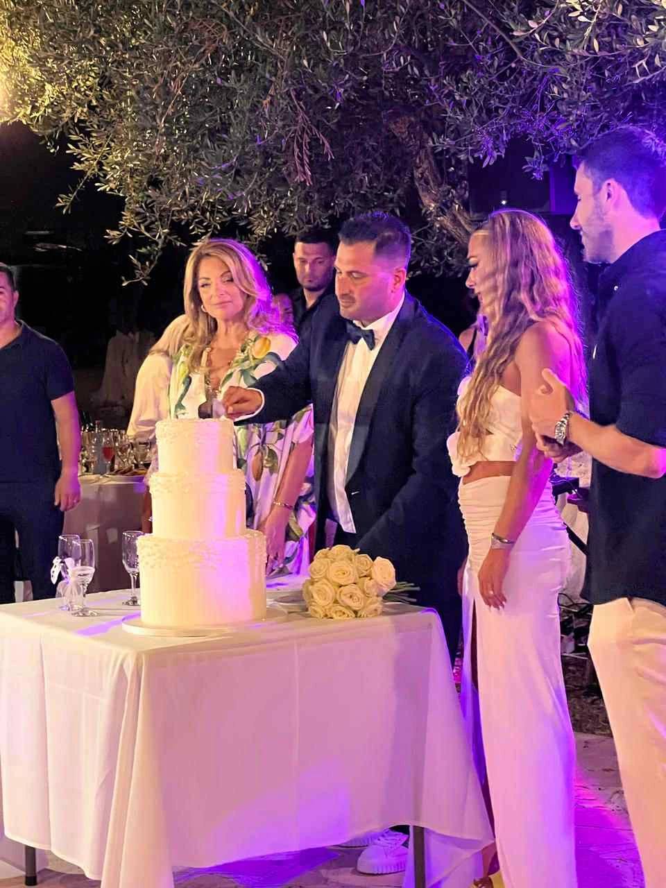 spiros-alexakis-elena-vrousgou-gamos-ithaki-gerekou-papadopoulos-mithikos-gamos98.jpeg?v=0