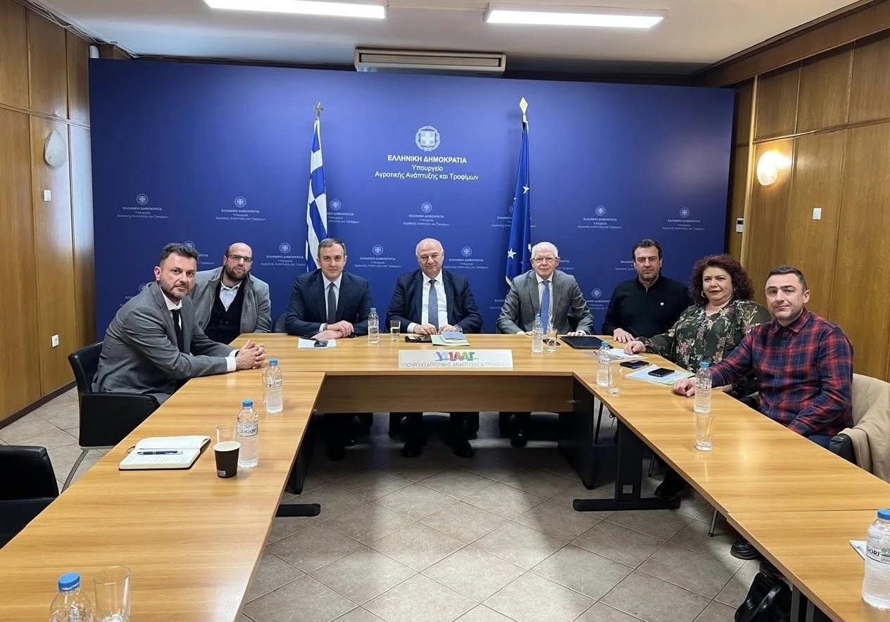 tasos-chatzivasileiou-proedroi-xorion-rizoi-orizones-vamvakia-provatas-tsiaras-lykourentzos-serres2.jpg?v=0