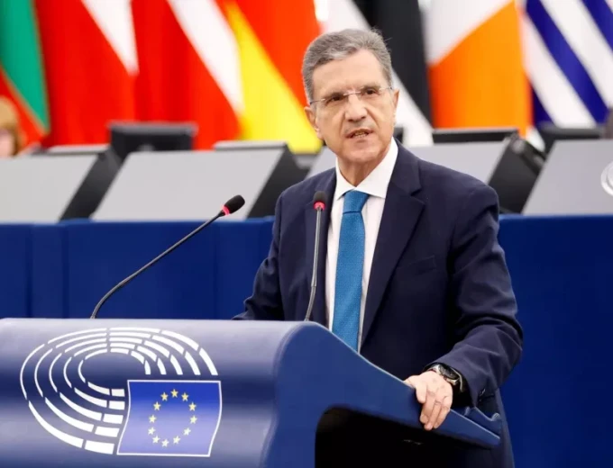 «Ο Γ. ΑΥΤΙΑΣ ΖΗΤΑ ΕΛΕΓΧΟ ΣΕ ΑΓΟΡΕΣ ΑΚΙΝΗΤΩΝ ΑΠΟ ΤΡΙΤΕΣ ΧΩΡΕΣ ΣΕ ΔΙΑΣΥΝΟΡΙΑΚΕΣ ΠΕΡΙΟΧΕΣ»