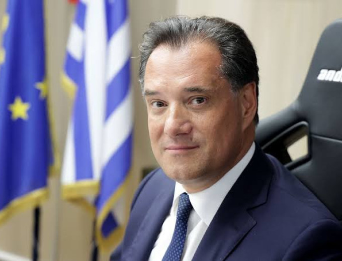 Άδωνις Γεωργιάδης: Πιθανόν να έχουμε αρκετές χιλιάδες προσλήψεις επικουρικού προσωπικού σε νοσηλευτές τους επόμενους μήνες