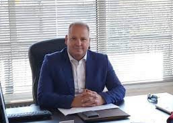 Λευτέρης Αβραμάκης: Η κυβέρνηση και ο πρωθυπουργός ευθύνονται για την κατακρήμνιση της ελευθεροτυπίας