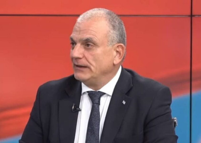 Κώστας Μπούμπας: Υπάρχουν και Βουλευτές της … αντιπολίτευσης!