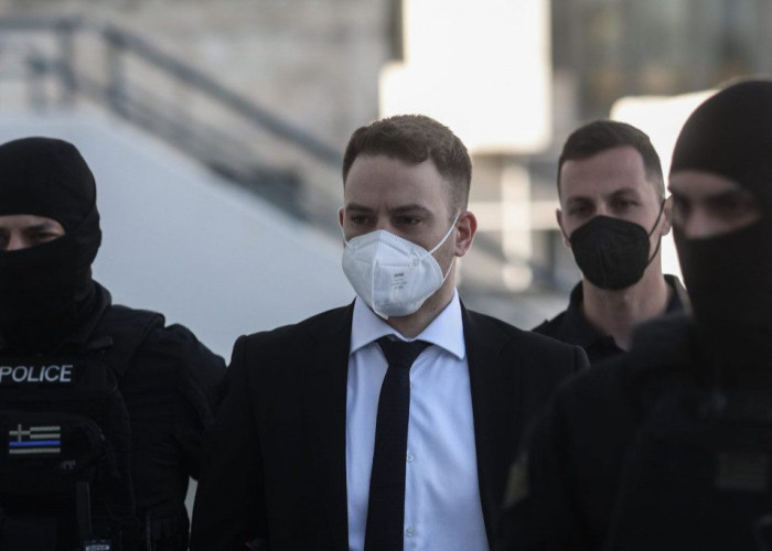 Γλυκά Νερά: Ξέσπασε σε κλάματα ο Μπάμπης Αναγνωστόπουλος κατά την ανάγνωση του ημερολογίου της Καρολάιν