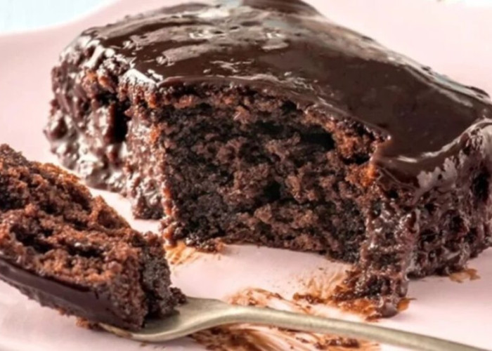 Χωρίς ζάχαρη, αλεύρι και γάλα: Καλοκαιρινή σοκολατόπιτα με μόνο 237 θερμίδες, που την τρώτε χωρίς… τύψεις