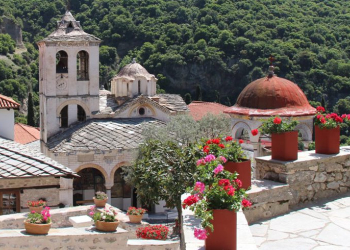 Για την πανήγυρι της Ίεράς Μονής Τίμιου Προδρόμου: Ξεκίνημα την Κυριακή