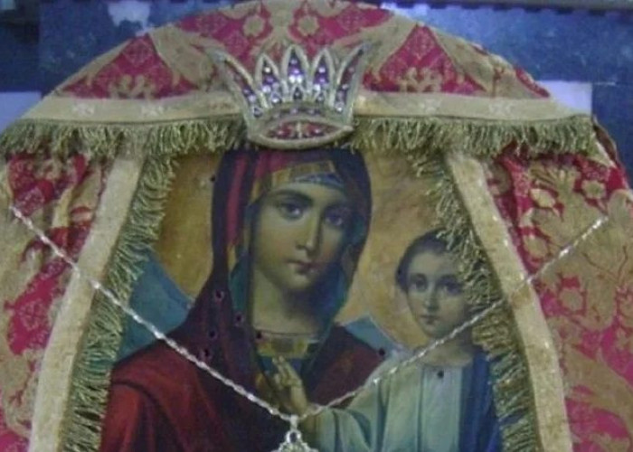 Η εικόνα της Παναγία που δέχτηκε 55 σφαίρες και το πρόσωπό Της έμεινε αλώβητο