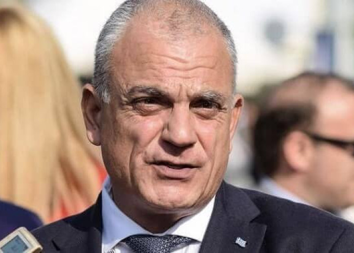 Κώστας Μπούμπας ζητά για το Κέντρο Υγείας Ροδόπολης: Ασθενοφόρο και νοσηλευτικό προσωπικό