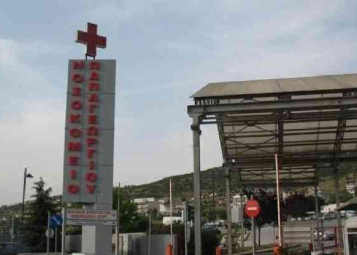 Τέμπη: Αποσωληνώθηκε ο 22χρονος εγκαυματίας αλλά παραμένει σε ΜΕΘ