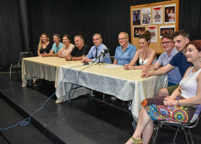 ΔΗΠΕΘΕ Σερρών: Πρεμιέρα τη Τετάρτη στο ΔΙΠΑΕ για τον “Ζηλιαρόγατο”