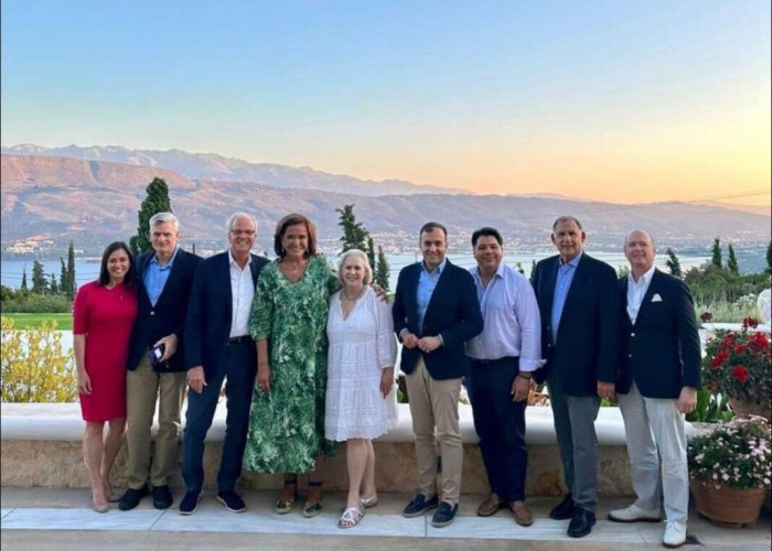 Παρών ο Τάσος Χατζηβασιλείου στην αντιπροσωπεία του αμερικανικού Κογκρέσου στα Χανιά!