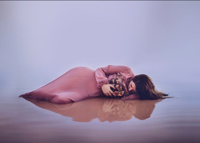 Μην κρίνεις τους ανθρώπους αν δεν ξέρεις σε τι μάχες πολεμάνε