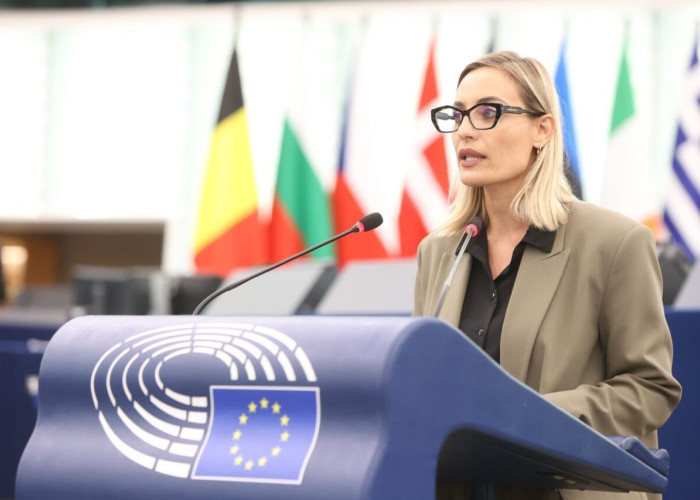 Ελεονώρα Μελέτη :Όταν αδιαφορείτε για τα δικαιώματα των γυναικών, αδιαφορείτε για τη μητέρα και την κόρη σας