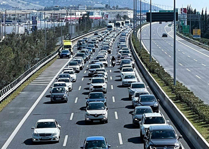 Τα έσοδα από τους αυτοκινητοδρόμους στον «κουρβανά» του δημοσίου χρέους