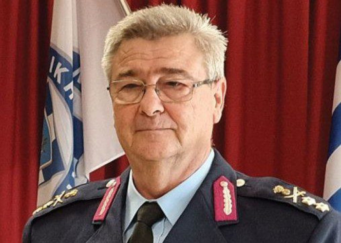 Γεώργιος Κελεμπέκης: Αποστρατεύτηκε ο μακροβιότερος Διοικητής του Αστυνομικού Τμ. Νιγρίτας Ιωάννης Καραμανλής