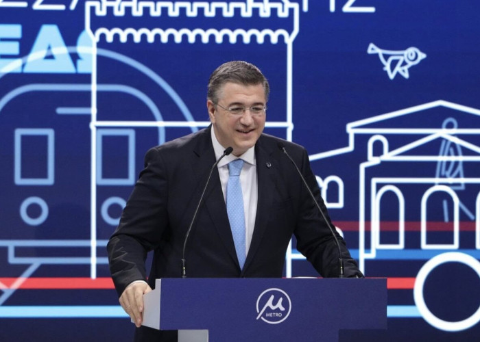 Ο Απόστολος Τζιτζικώστας στα εγκαίνια του Μετρό Θεσσαλονίκης