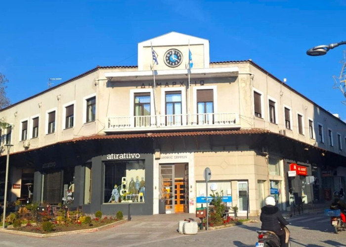 Κώστας Σαραφίδης για Led: Ποιητές εκ του προχείρου…