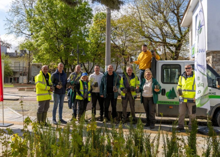 Με αφορμή την Παγκόσμια Ημέρα Γης δενδροφύτευση στον Δήμο Σιντικής