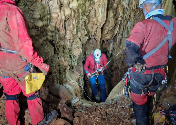Σημαντική σπηλαιολογική εξερεύνηση στο Παγγαίο και πάνω από το Ροδολίβος