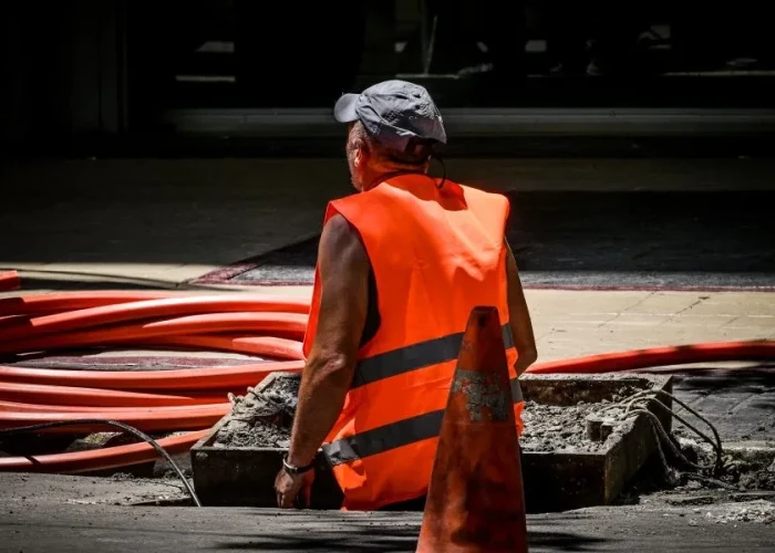 Έκτακτα μέτρα για την αντιμετώπιση της θερμικής καταπόνησης των εργαζομένων τη Δευτέρα