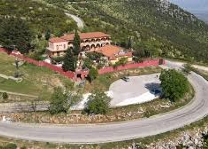 Στην Ιερά Μονή Τιμίου Προδρόμου- Το πρόγραμμα των Ιερών Ακολουθιών