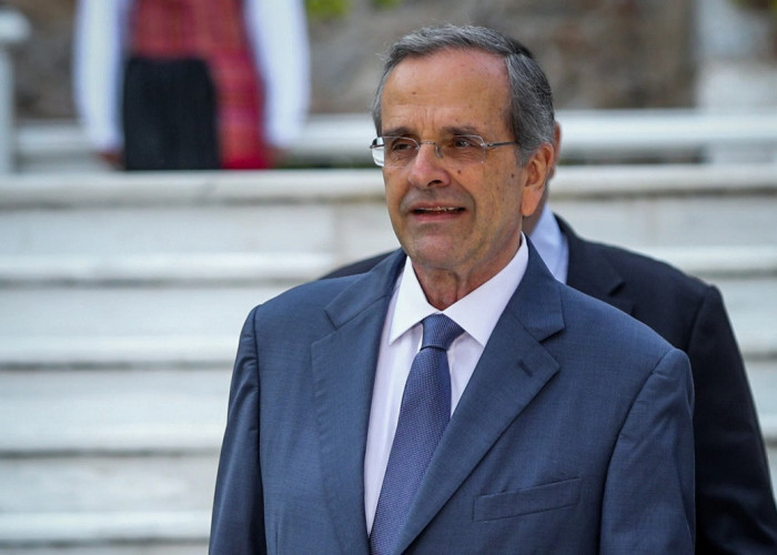 Δεν πήγε ο Σαμαράς στην παρουσίαση του βιβλίου του Στυλιανίδη - Άρχισαν οι μαζώξεις στην δεξιά πολυκατοικία