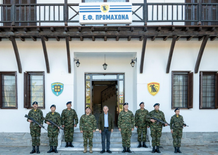 Επίσκεψη ΥΦΕΘΑ Θανάση Δαβάκη σε Στρατιωτικές Μονάδες στην περιοχή των Σερρών και της Δράμας