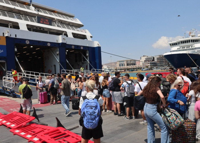 Για τη μετάβαση αναπληρωτών εκπαιδευτικών: Εκπτώσεις σε ακτοπλοϊκά και αεροπορικά εισιτήρια