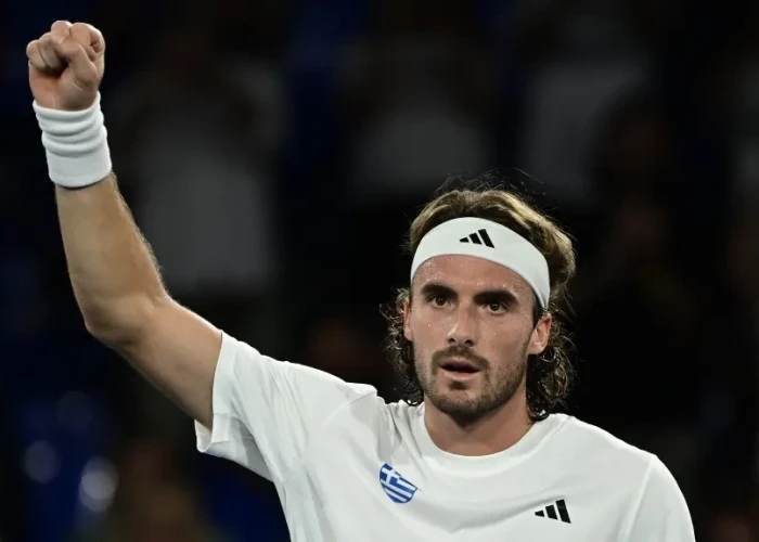 Davis Cup: Έχασε ο Τσιτσιπάς, αποκλείστηκε η Ελλάδα