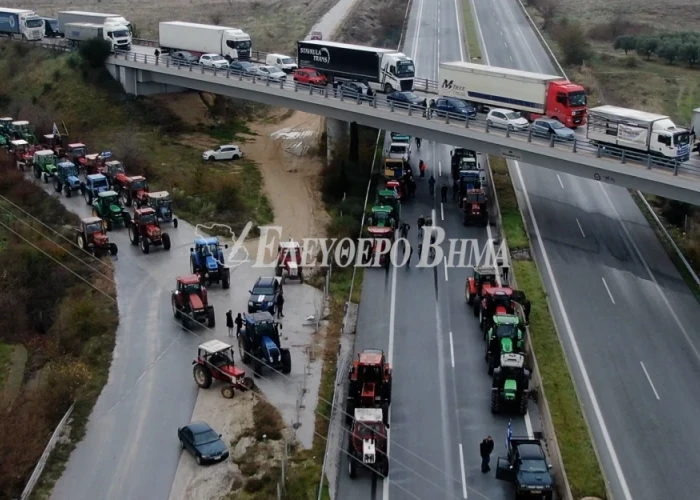 Σέρρες - Με ελπίδα και θλίψη η αποχώρηση των τρακτέρ από το μπλοκο του Προμαχώνα μετά από 53 μέρες