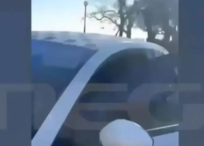 Κέρκυρα: Γιατρός επιτέθηκε σε γυναίκα για μια θέση πάρκινγκ – «Μου άνοιξε την πόρτα και πήγε να με πνίξει»
