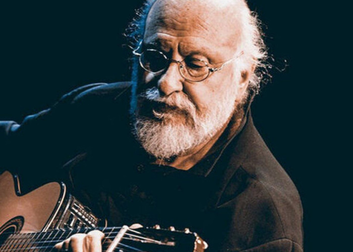 Η ΠΕΔΚΜ αποχαιρετά με συγκίνηση τον Διονύση Σαββόπουλο