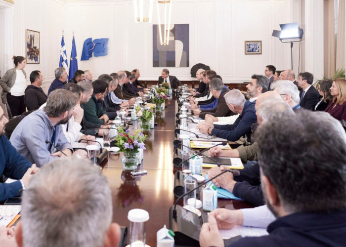 Με άδεια χέρια οι αγρότες από τη συνάντηση με τον Πρωθυπουργό