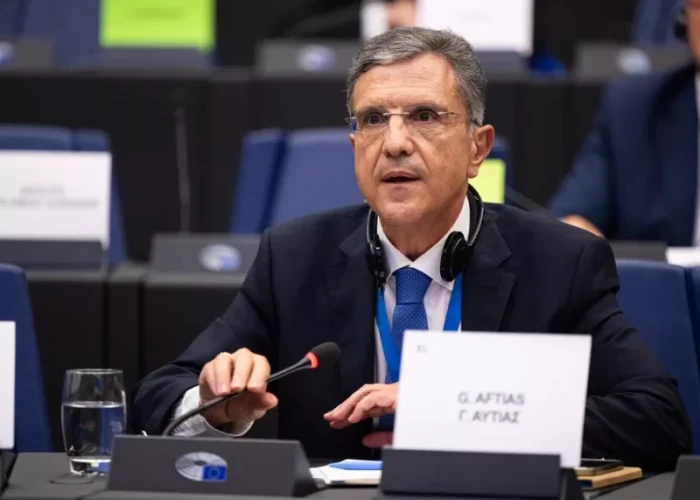 Γ. Αυτιάς σε Επίτροπο Ενέργειας: «Ρίξτε τις τιμές του ρεύματος για να πέσει η ακρίβεια»