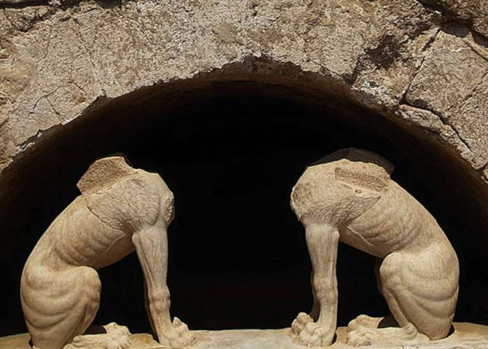 Για το ταφικό μνημείο στον Τύμβο Καστά περάσαμε από τις μελέτες στις εκτιμήσεις;