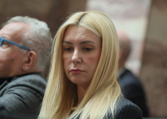 Φ. Αραμπατζή: «Θέτω τον εαυτό μου στη διάθεση κάθε αρμόδιας Αρχής»