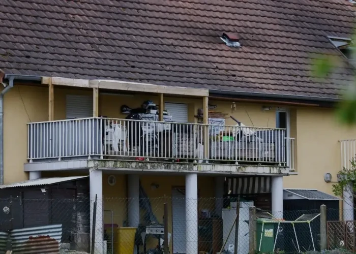 Γαλλία: Προφυλακίστηκε ο πατέρας που κρατούσε φυλακισμένο το 9χρονο παιδί του μέσα σε ένα βαν για πάνω από έναν χρόνο