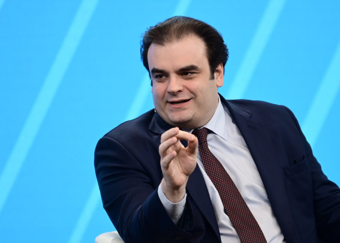 Με την Ελληνική Ένωση Τραπεζών συναντήθηκε ο Κυριάκος Πιερακάκης