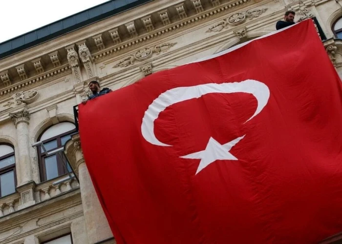 Τουρκία: Πρώην κυβερνήτης προφυλακίστηκε ως ύποπτος για εμπλοκή του σε υπόθεση εξαφάνισης φοιτήτριας