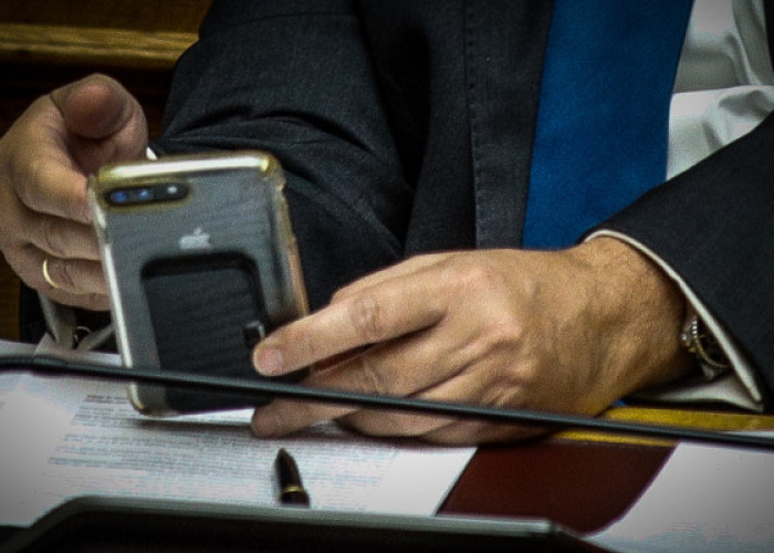 «Κουκουλώθηκε» η υπόθεση των υποκλοπών - Και οι κρίνοντες κρίνονται!