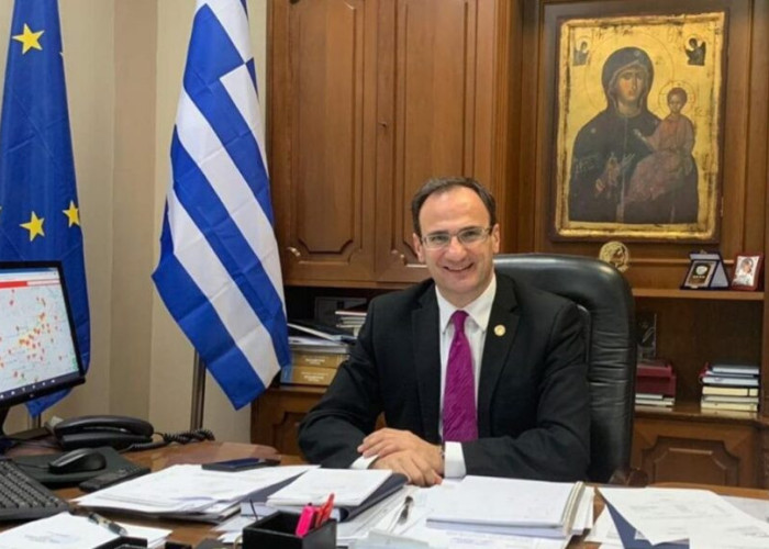 Αλέξανδρος Χρυσάφης- Η Δήμαρχος έχει υπογράψει συμβόλαιο με το ψέμα!