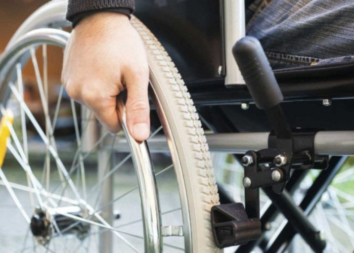 Σύλλογος Κινητικά Αναπήρων Σερρών- Ζήτ  ω η Εργατική Πρωτομαγιά!Όχι στον καιάδα της πολεμικής οικονομίας!