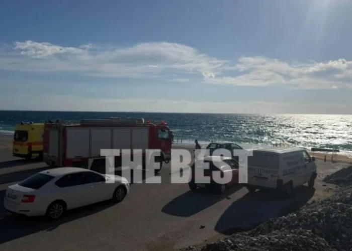 Αυτοκίνητο έπεσε στη θάλασσα στο Ρίο, κινητοποίηση των Αρχών