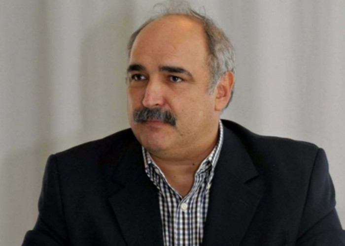 Διακαινίσιμος η Εβδομάδα ! Του παπά Στάθη ασόν Κάρς … Γράφει ο Μάρκος Μπόλαρης