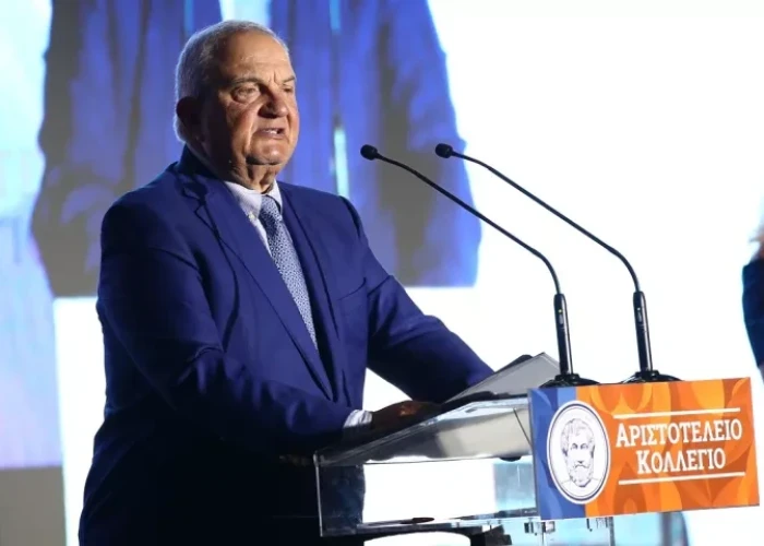 Κώστας Καραμανλής: Προσοχή σε όσους είναι ερωτευμένοι με την εξουσία και το χρήμα