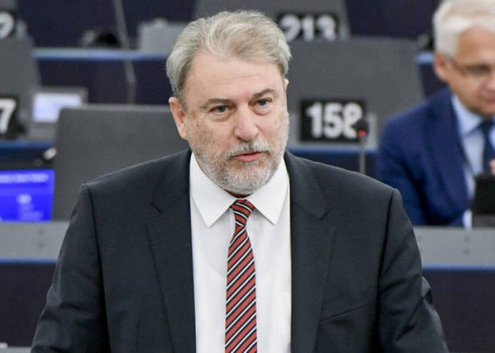 Επική κολοτούμπα Τραμπ για Κίνα και Σι Ζινπίνγκ- Γράφει ο Νότης Μαριάς