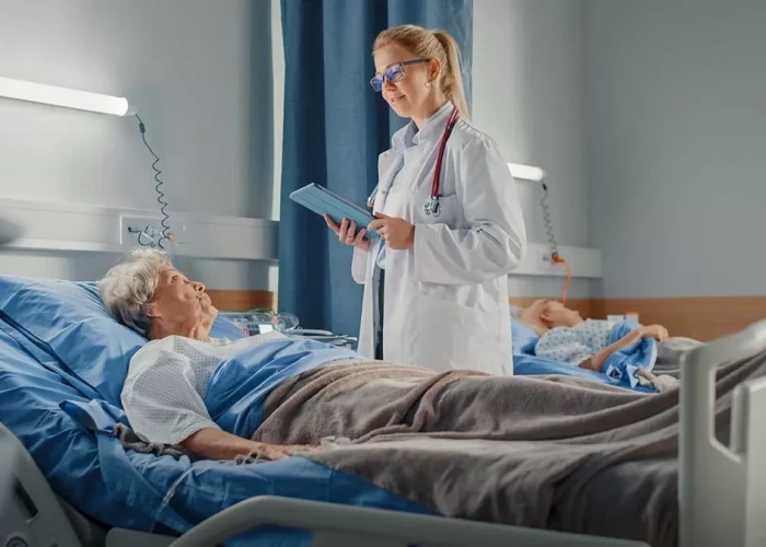 Τα Επείγοντα χρειάζονται μαζικές προσλήψεις νοσηλευτών – Ποιες άλλες ελλείψεις έχουν