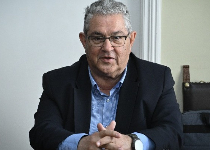 Δημήτρης Κουτσούμπας – ΟΠΕΚΕΠΕ: Μίζες τα λαμόγια χωρίς εισόδημα οι κτηνοτρόφοι