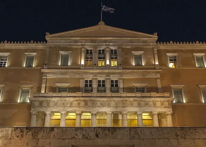 Στη Βουλή η ΠΟΓΕΔΥ για την ανασυγκρότηση του ΥΠΑΑΤ
